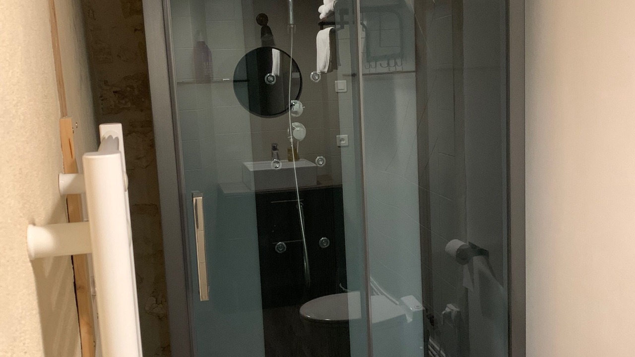 Photo of Bathroom in Chantilly