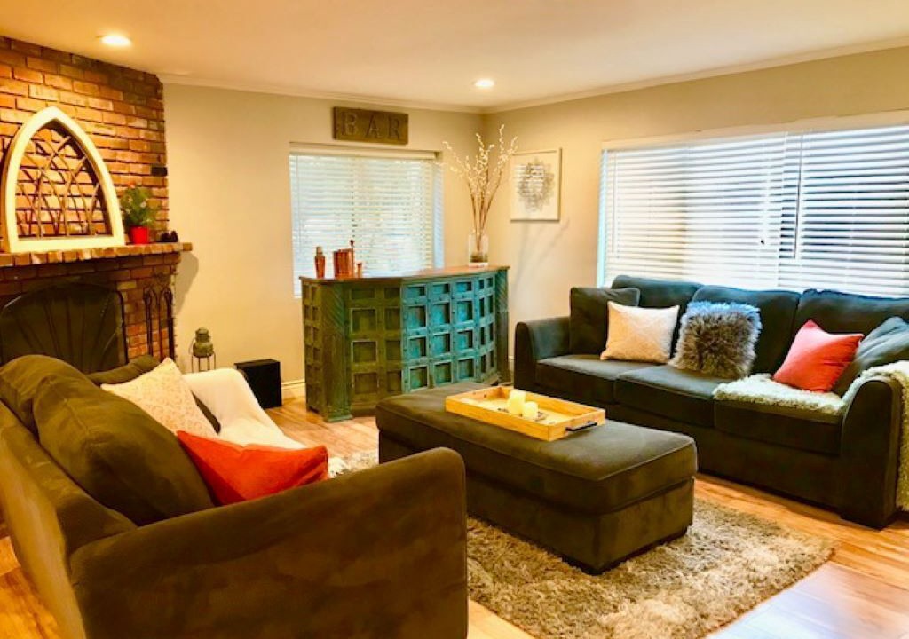 Photo of Livingroom in Eastside