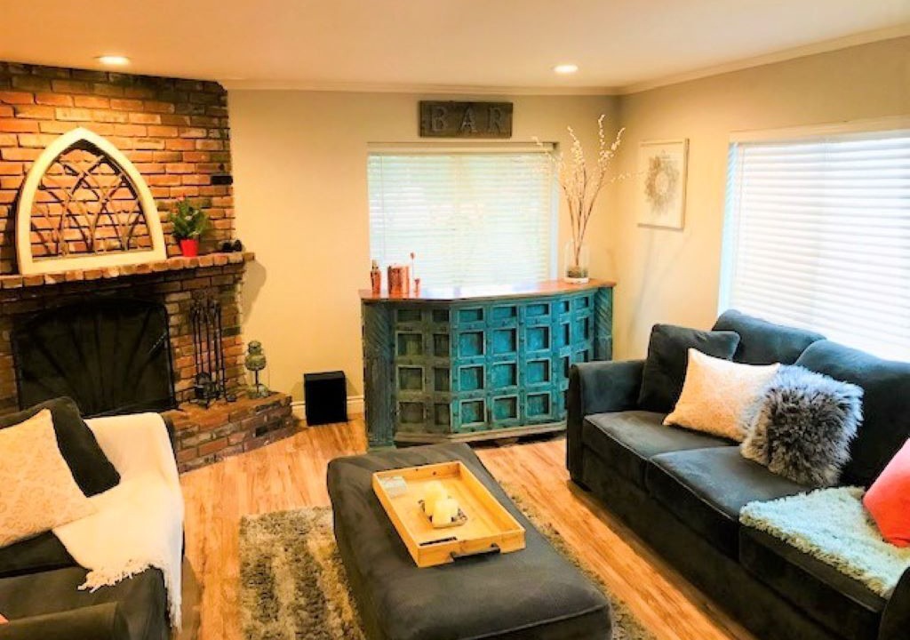Photo of Livingroom in Eastside