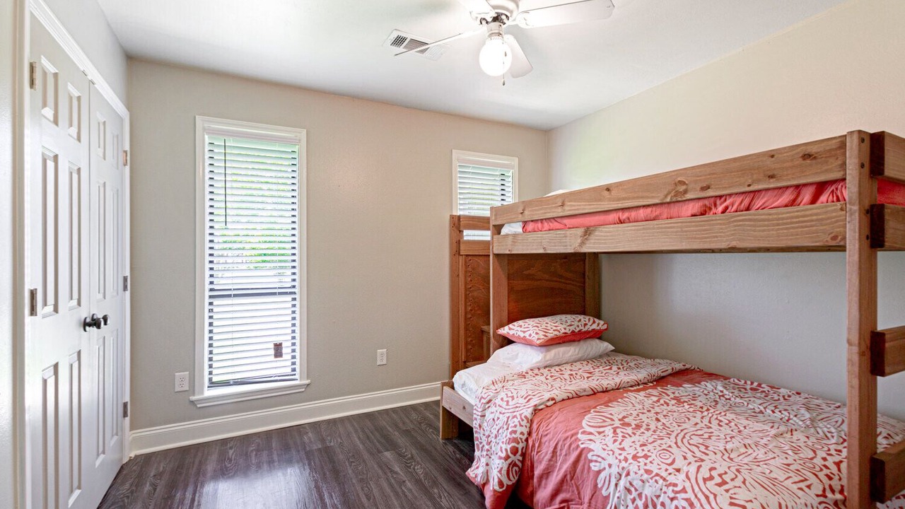 Photo of Bedroom in South Baton Rouge