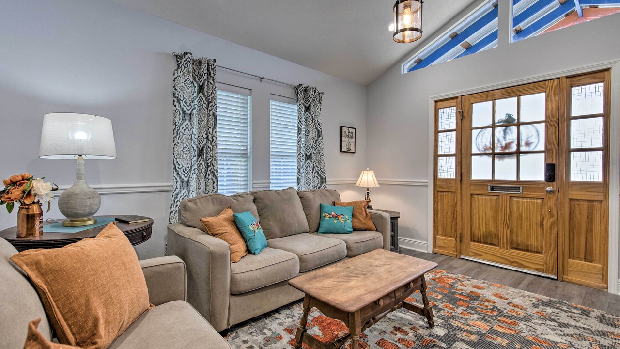 Photo of Livingroom in Biloxi
