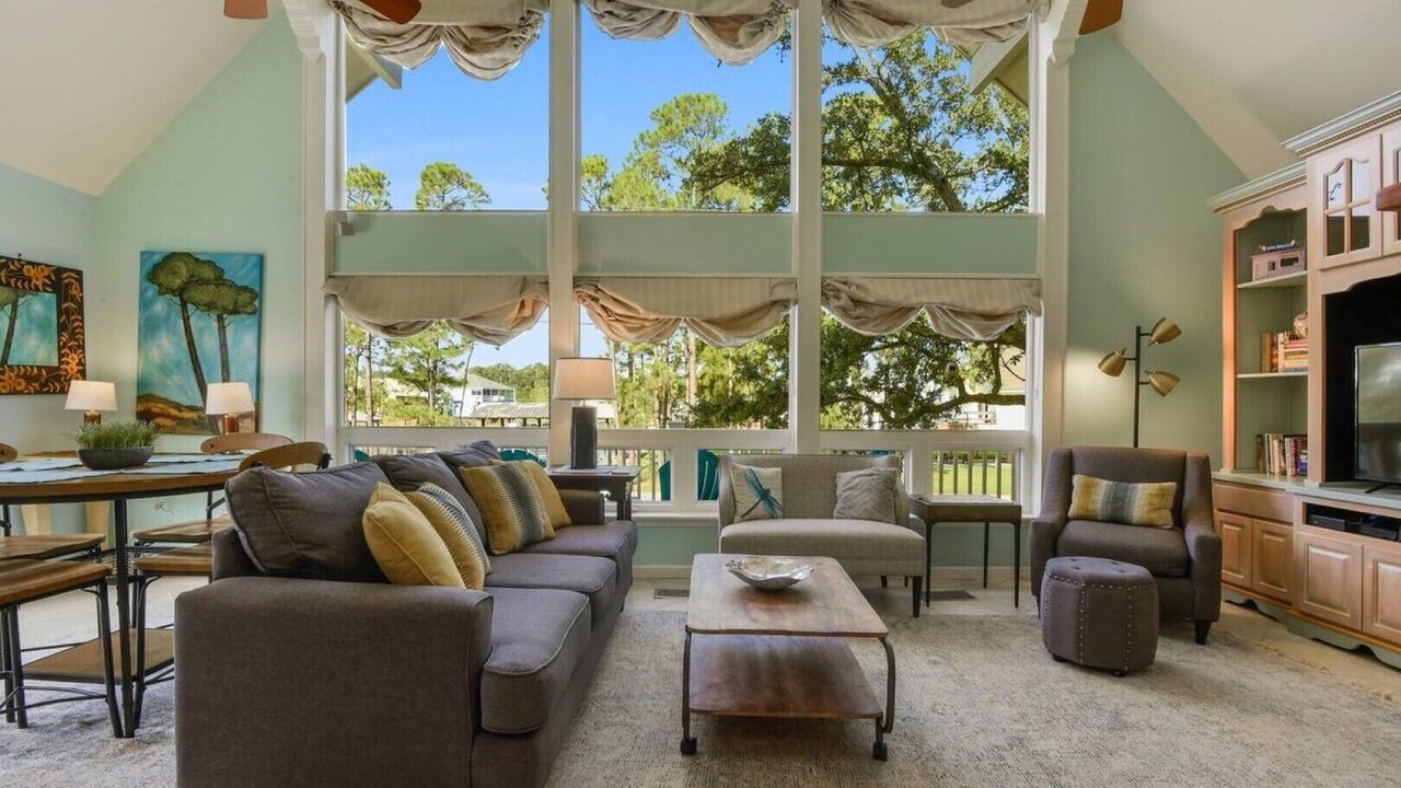 Photo of Livingroom in Pass Christian