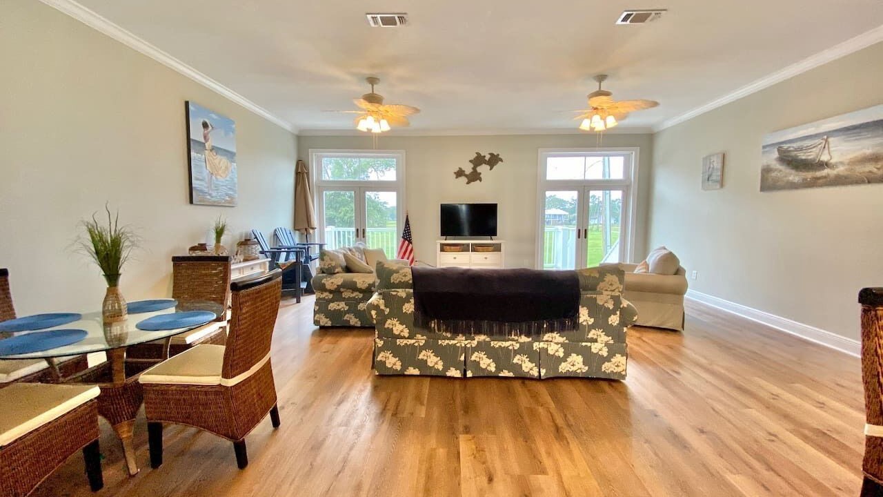 Photo of Livingroom in Mississippi City