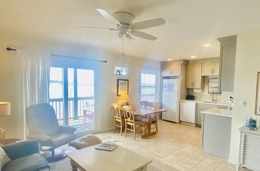 Photo of Livingroom in Chincoteague