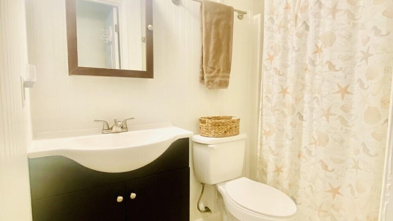 Photo of Bathroom in Chincoteague