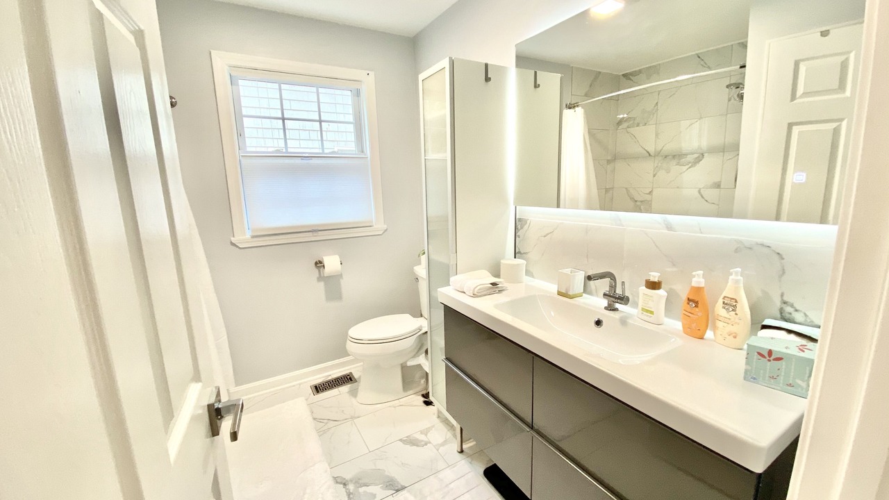Photo of Bathroom in Wanskuck