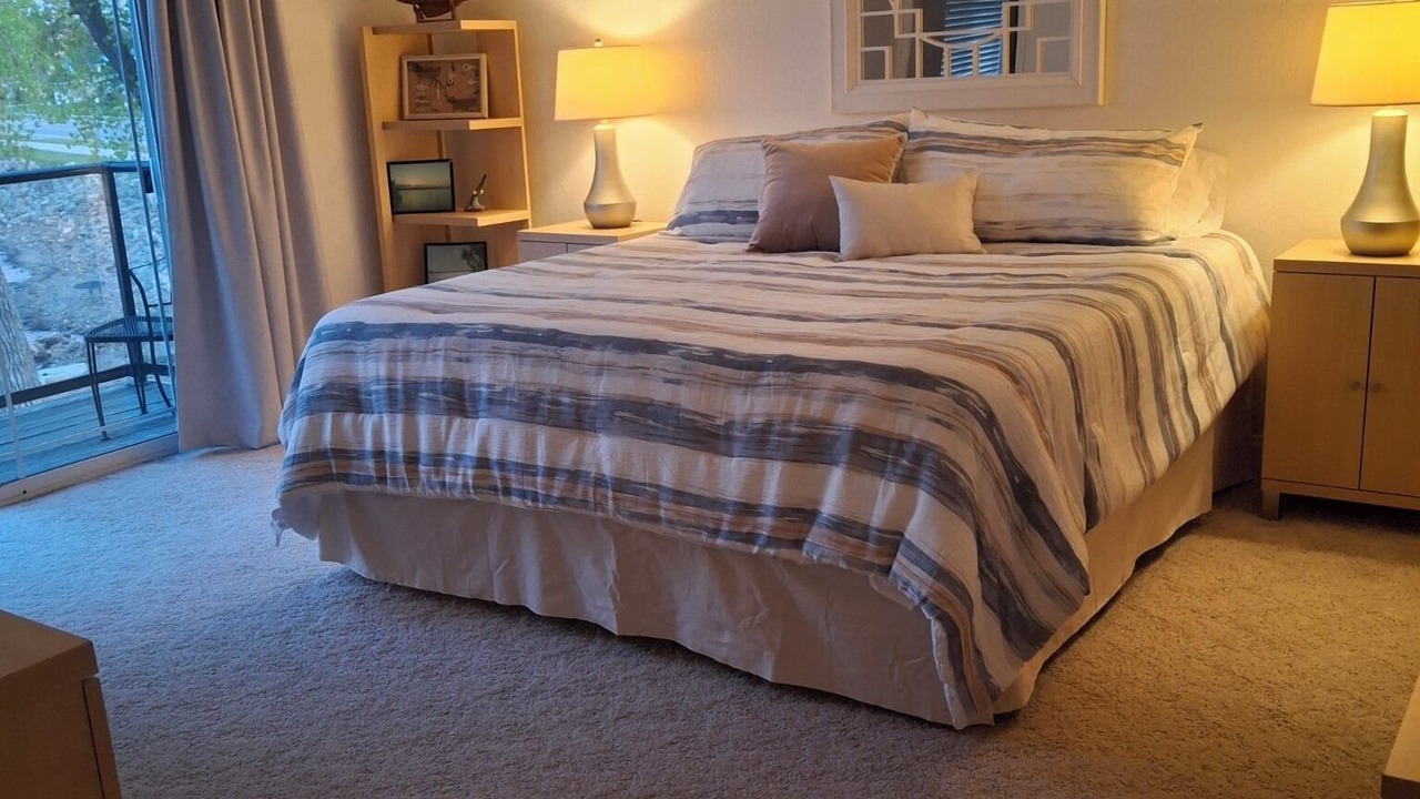 Photo of Bedroom in Lake City