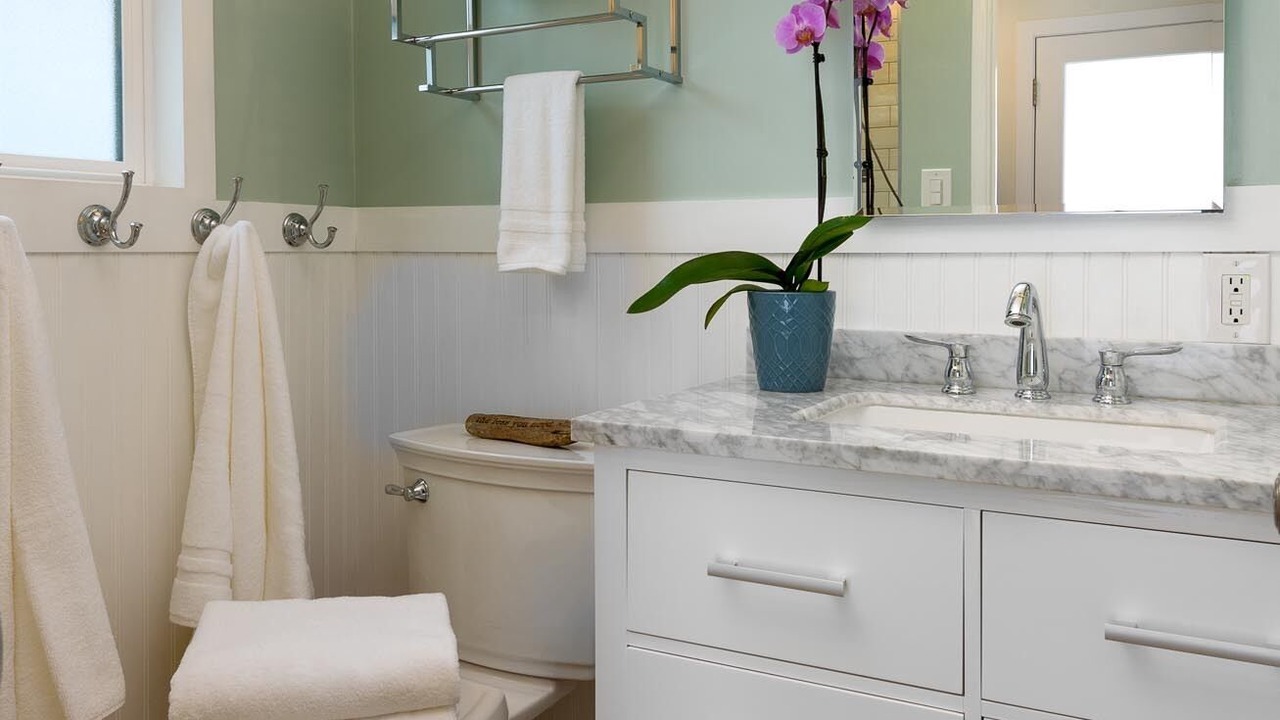 Photo of Bathroom in Pierpont Bay