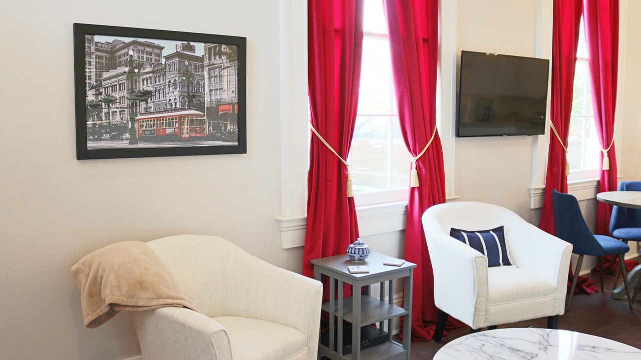 Photo of Livingroom in Lower Garden District