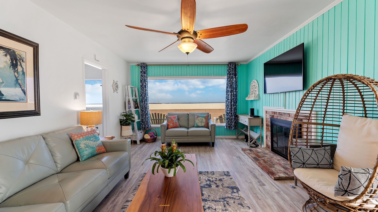 Photo of Livingroom in Hollywood