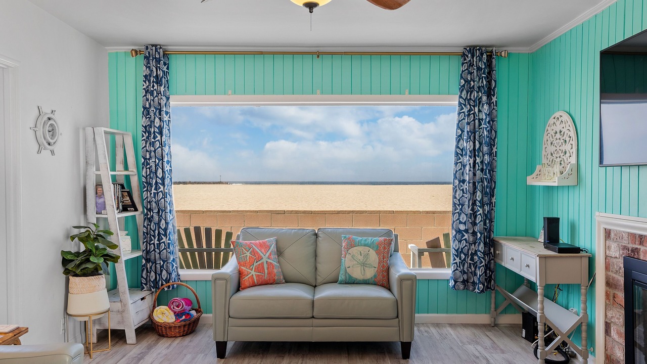 Photo of Livingroom in Hollywood