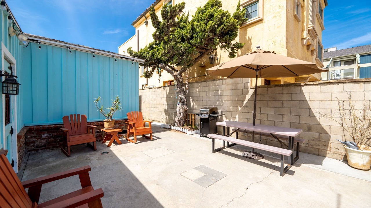 Photo of Outdoor in Hollywood