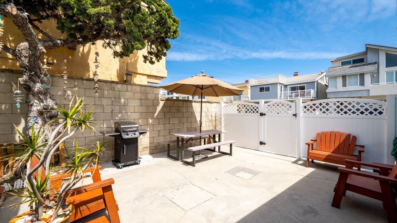 Photo of Outdoor in Hollywood