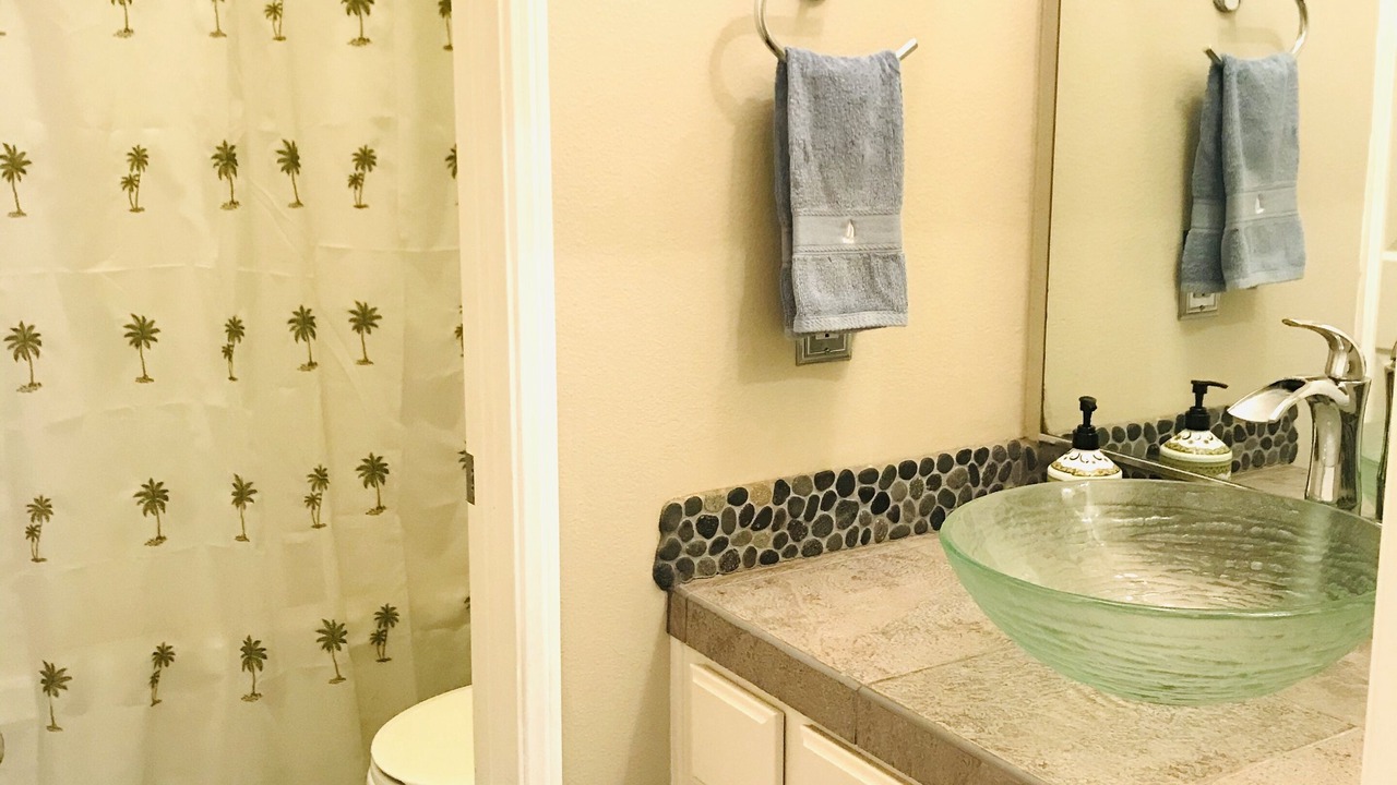 Photo of Bathroom in Ventura