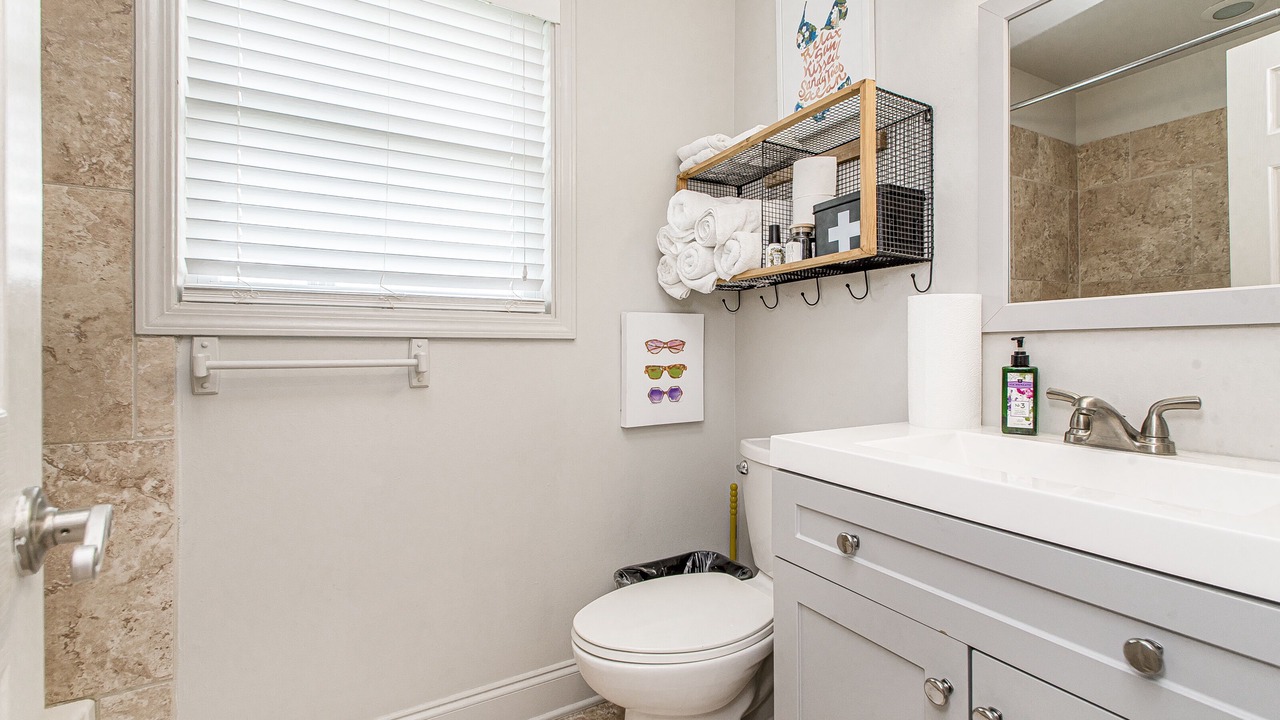 Photo of Bathroom in Shoreline Park