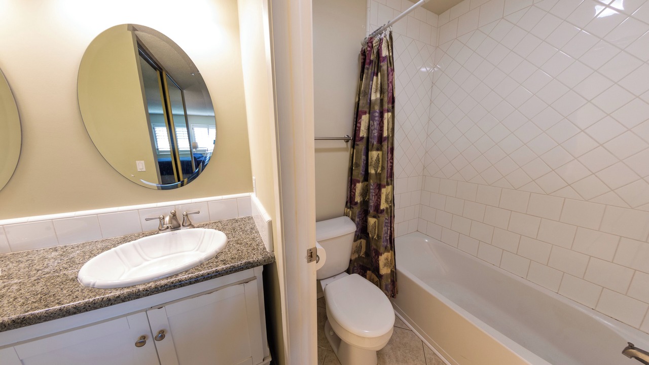 Photo of Bathroom in Hollywood Beach