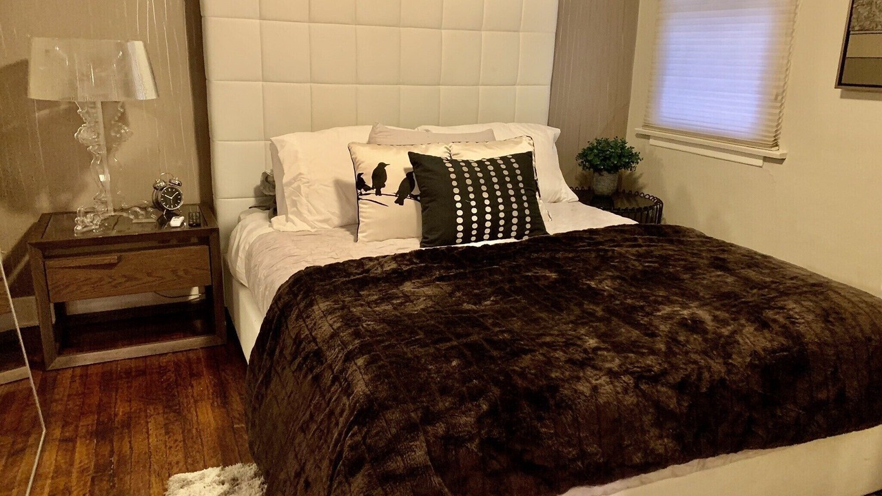 Photo of Bedroom in Hollywood