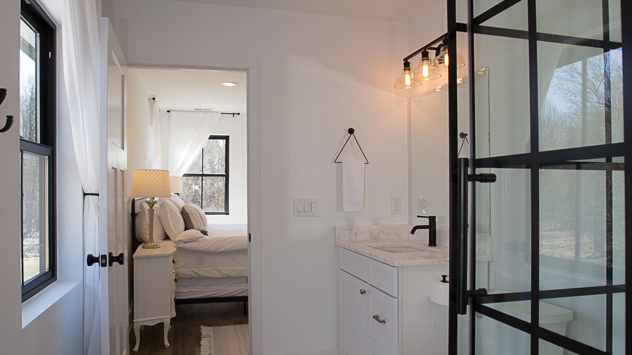 Photo of Bedroom in Leesburg