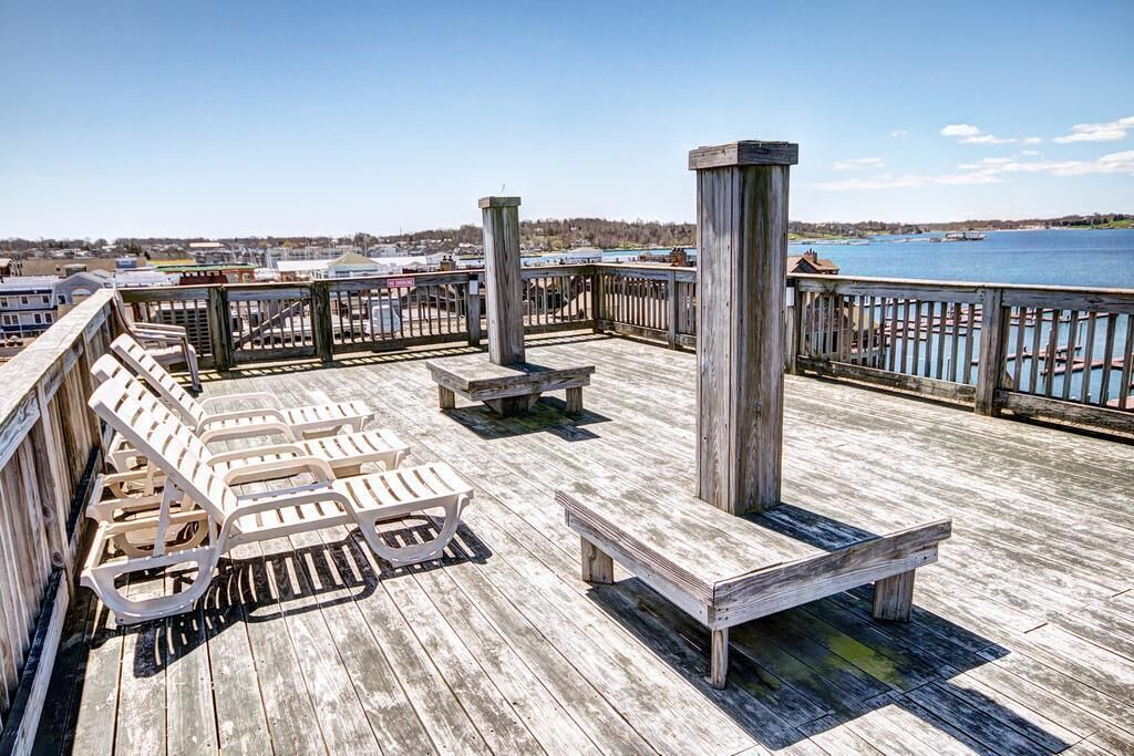 Photo of Patio Balcony in Yachting Village