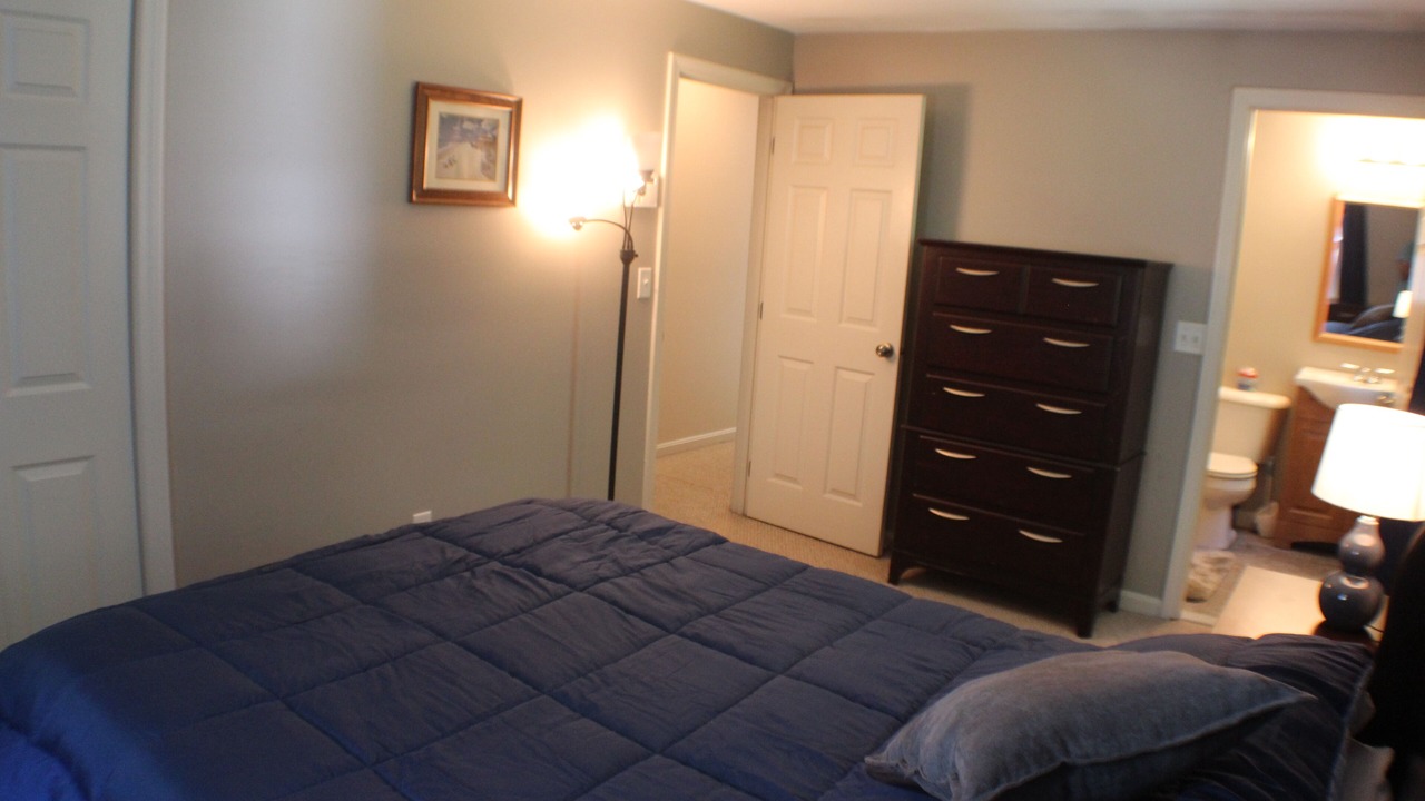 Photo of Bedroom in Centerville