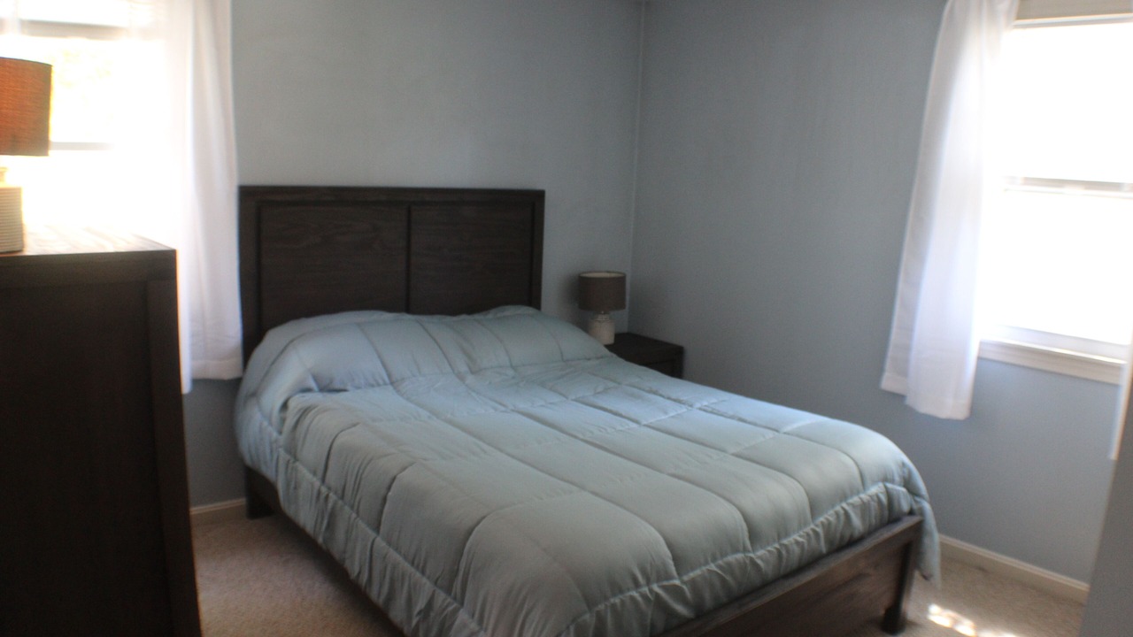 Photo of Bedroom in Centerville