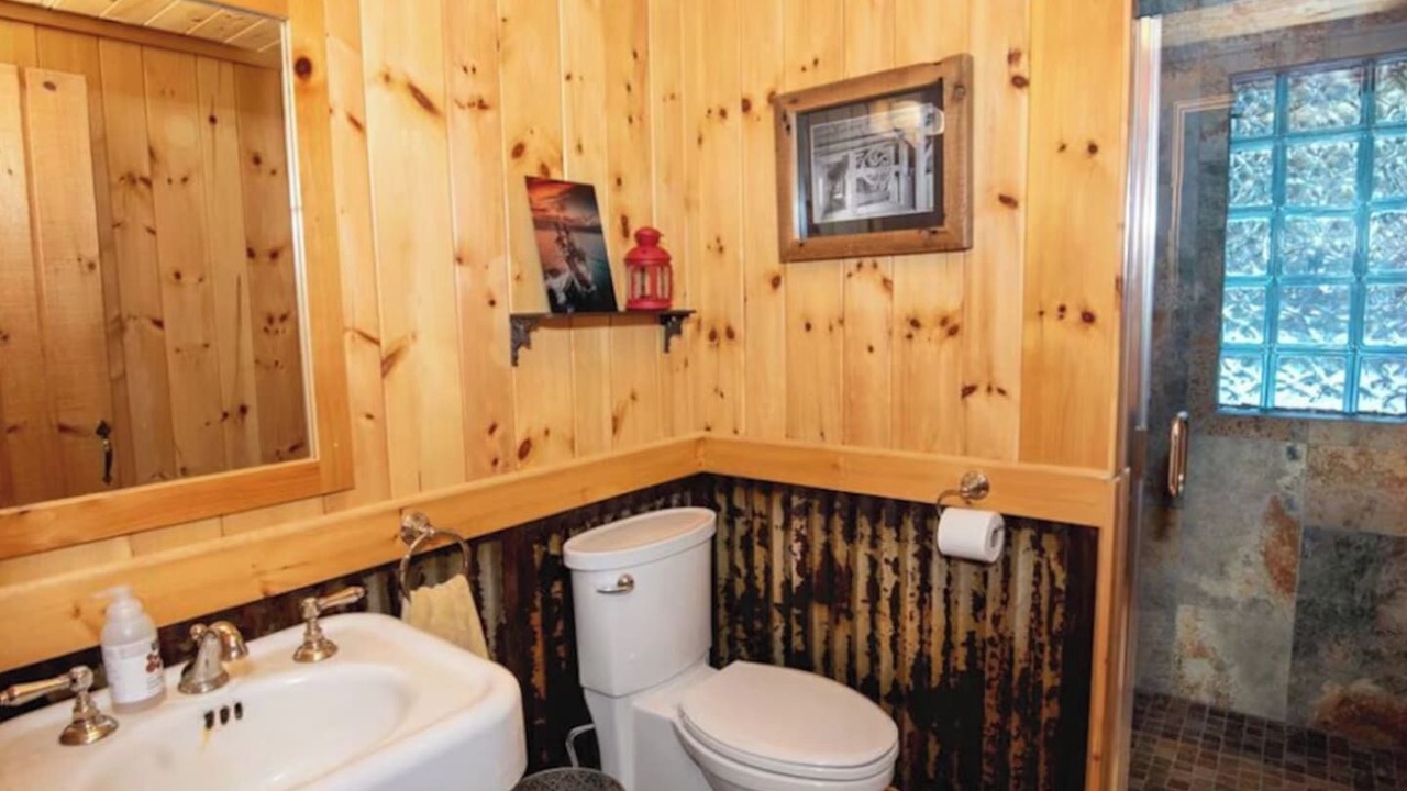 Photo of Bathroom in Lutsen