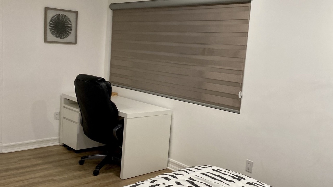 Photo of Bedroom in Calabasas