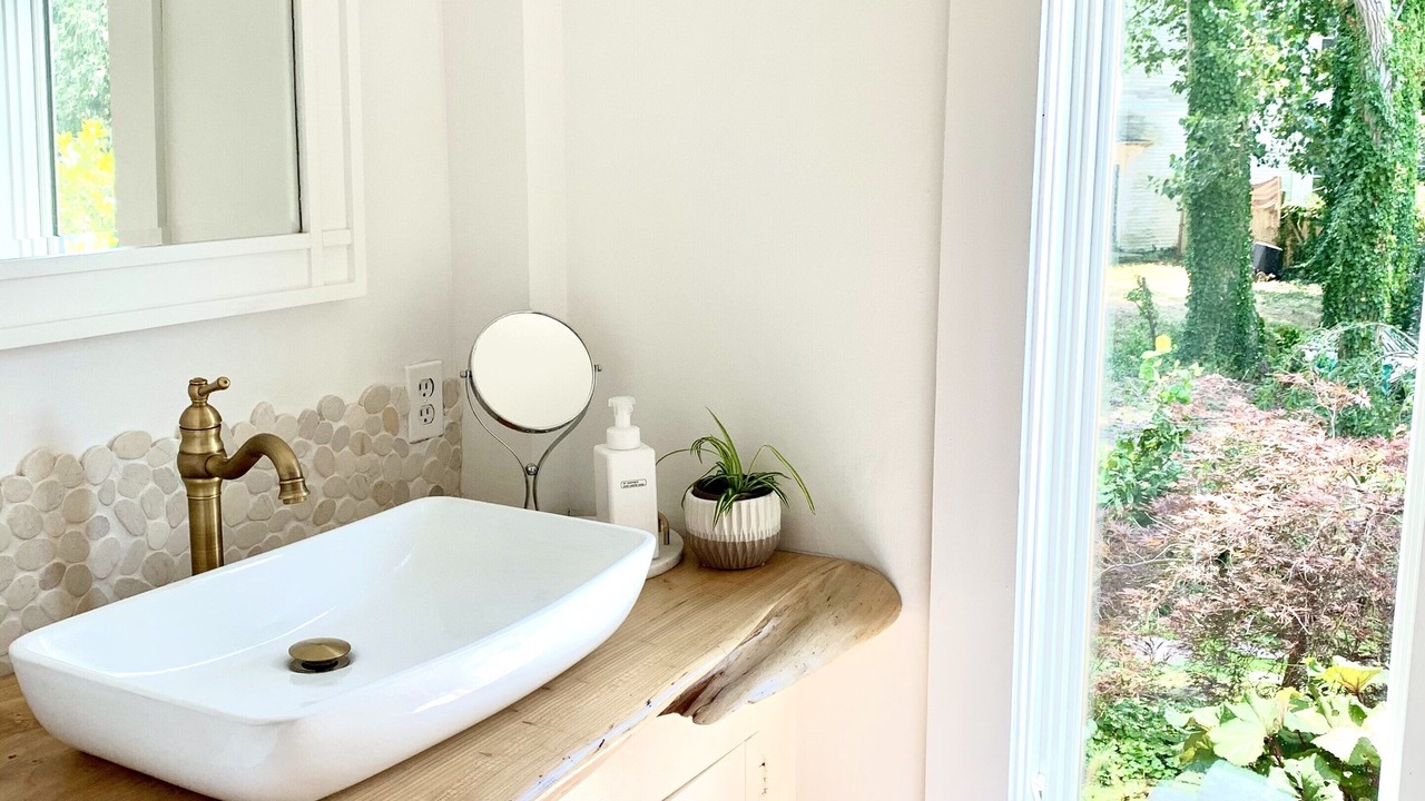 Photo of Bathroom in Orleans