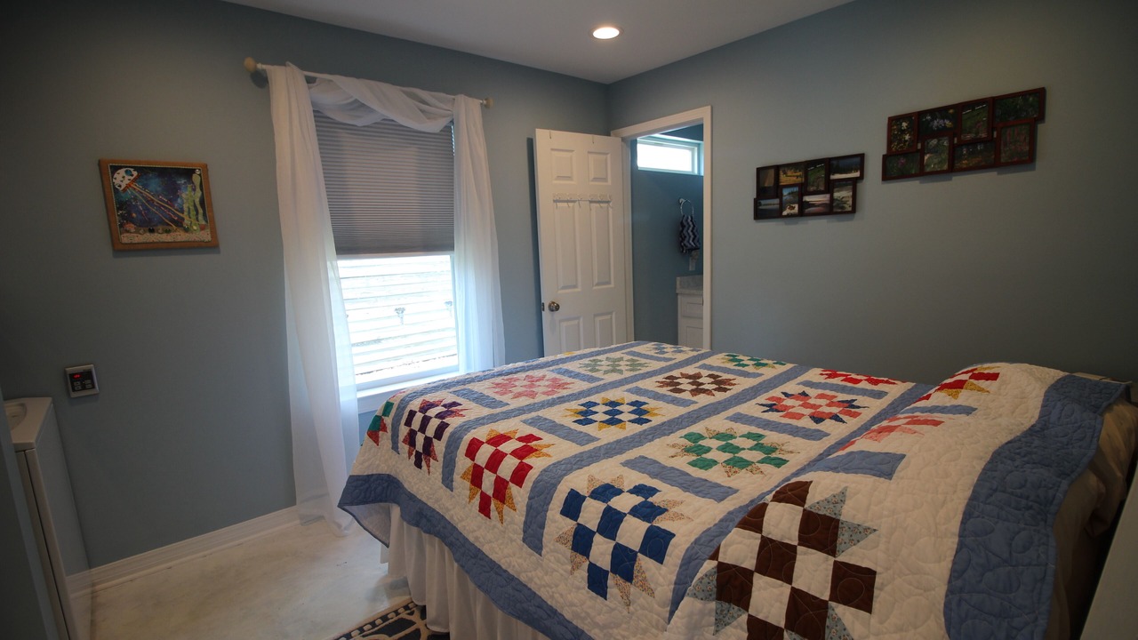 Photo of Bedroom in Biloxi
