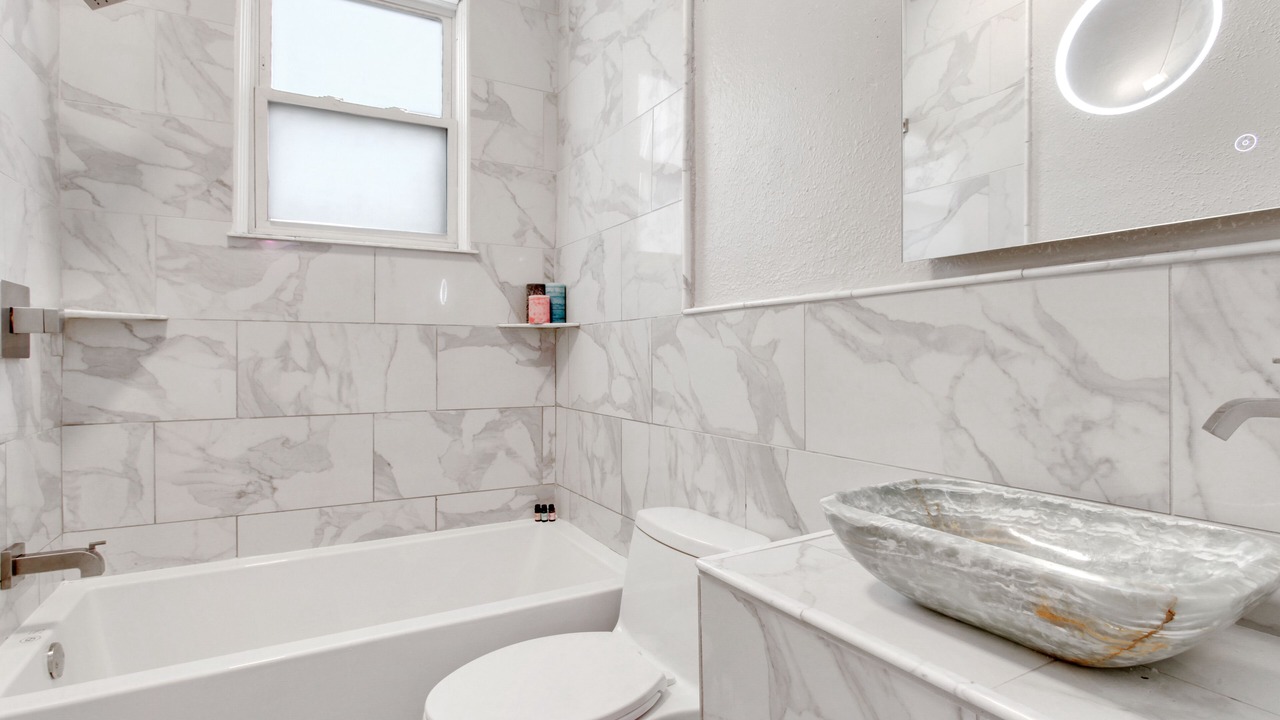 Photo of Bathroom in Saint Claude