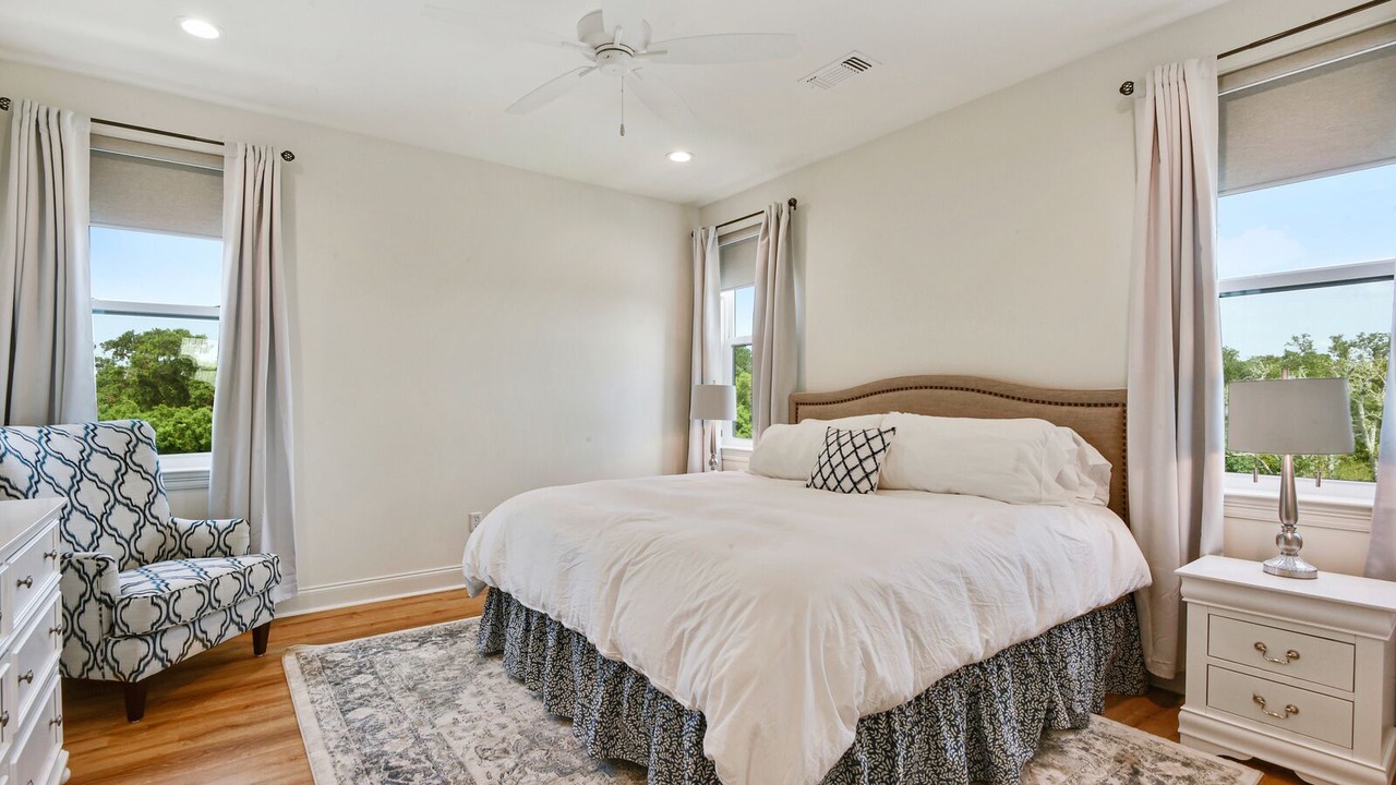 Photo of Bedroom in Waveland