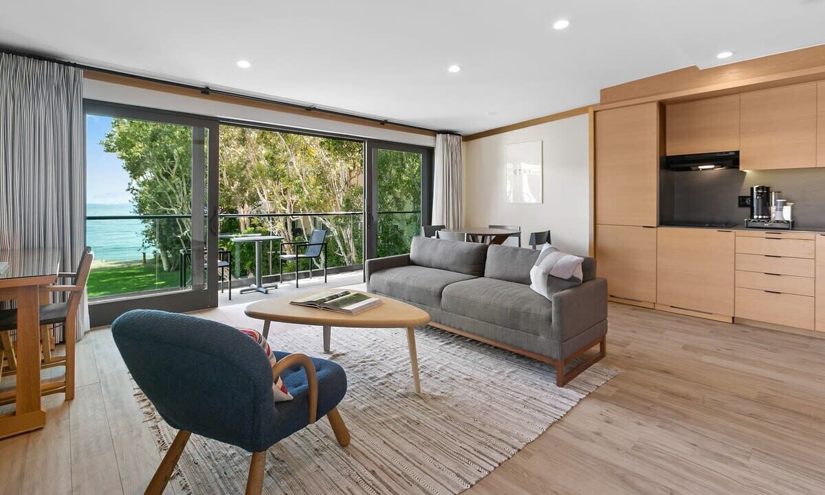 Photo of Patio Balcony in Eastern Malibu