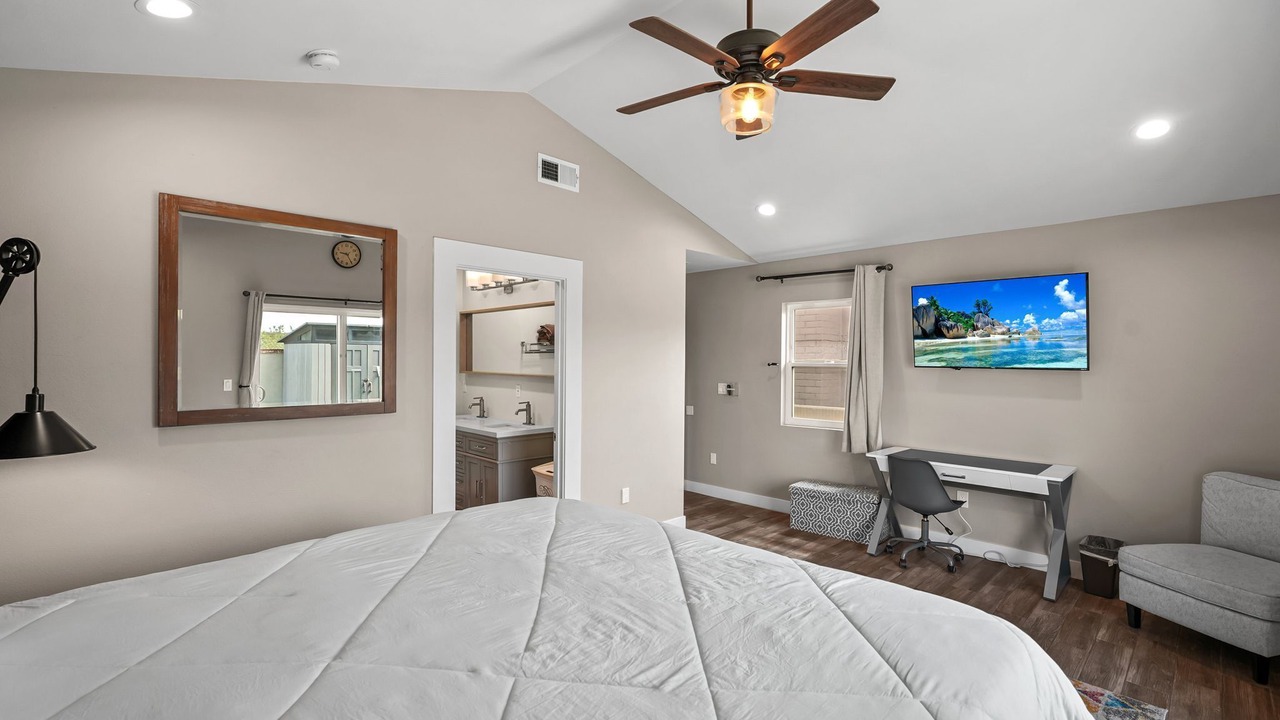 Photo of Bedroom in Oxnard Dunes