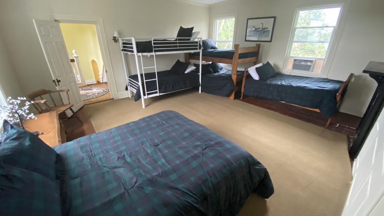 Photo of Bedroom in Smyrna