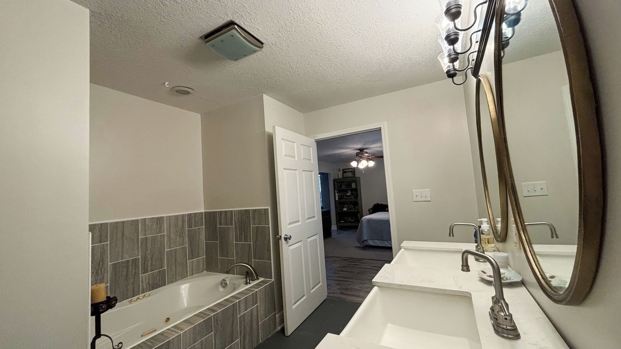 Photo of Bathroom in East Biloxi