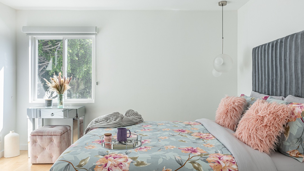 Photo of Bedroom in Beverly Grove
