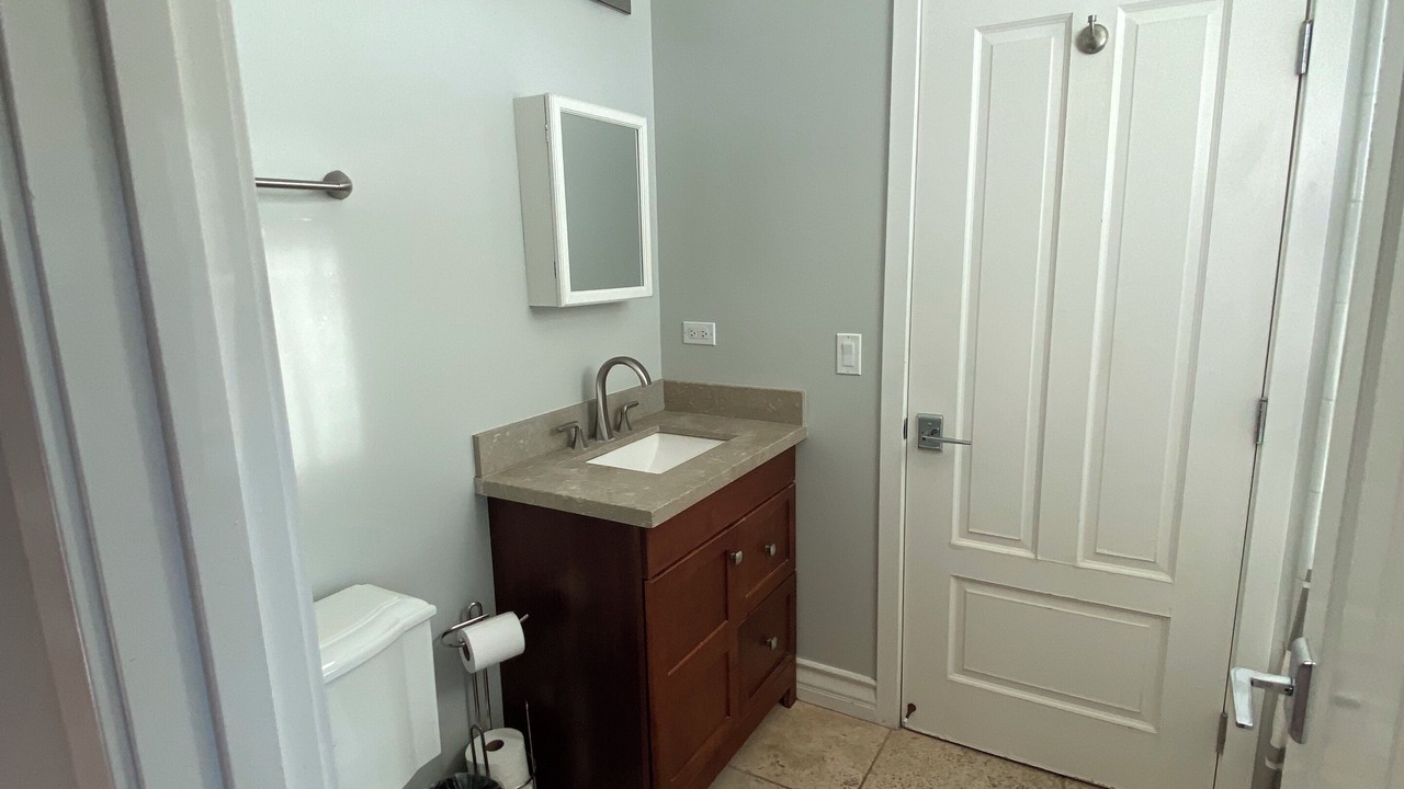 Photo of Bathroom in Oxnard Shores