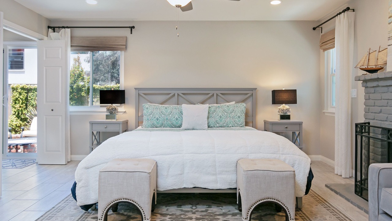 Photo of Bedroom in Oxnard Shores