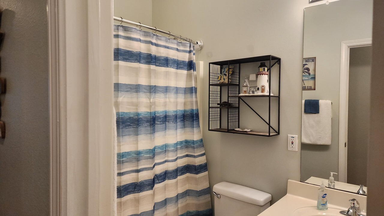 Photo of Bathroom in Dauphin Island