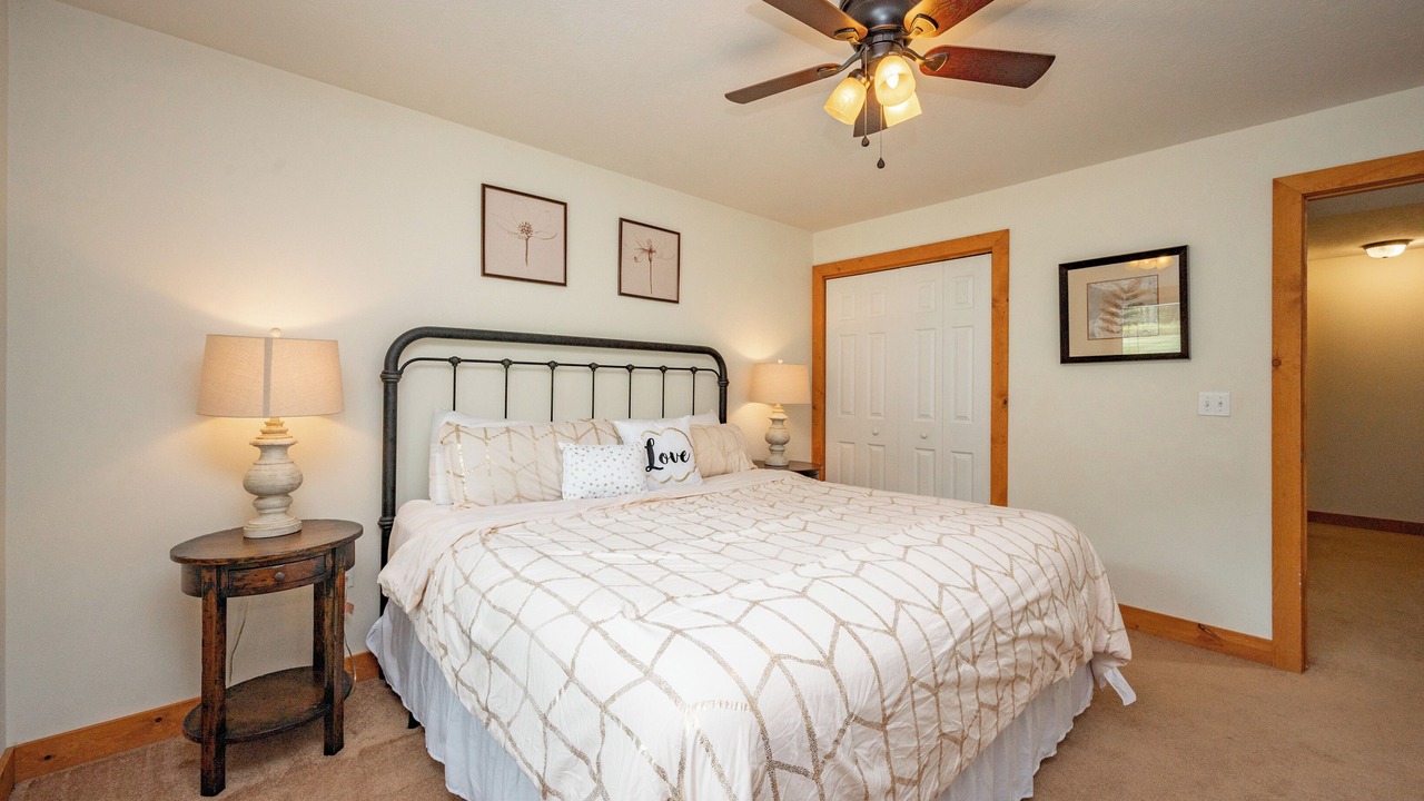 Photo of Bedroom in McHenry