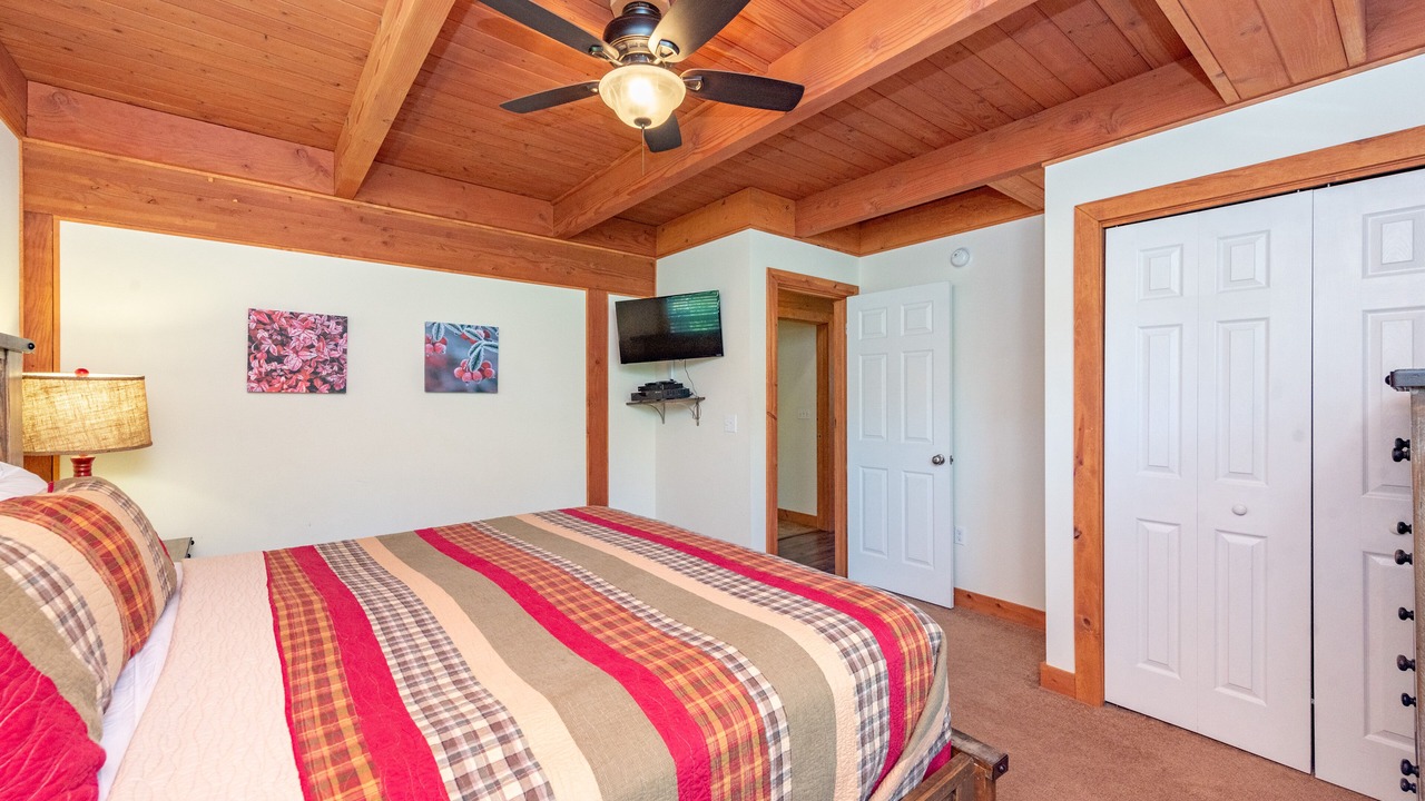 Photo of Bedroom in McHenry