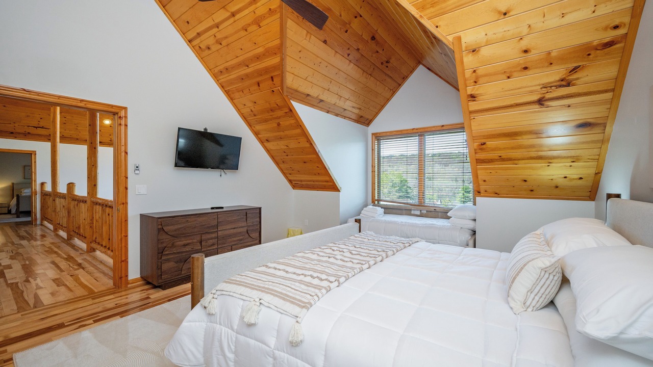 Photo of Bedroom in McHenry