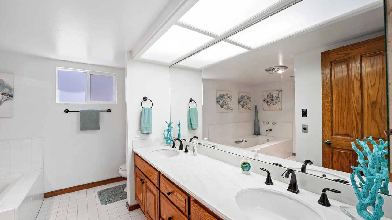 Photo of Bathroom in Hollywood Beach