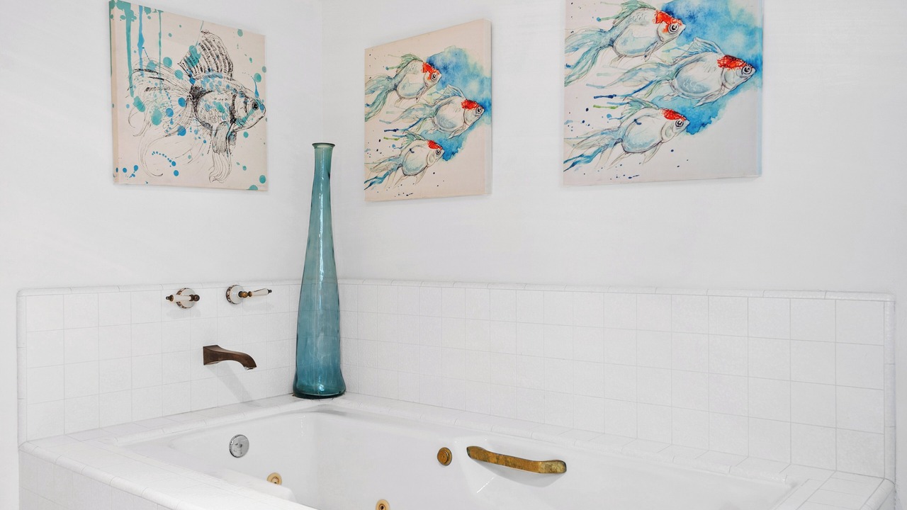 Photo of Bathroom in Hollywood Beach