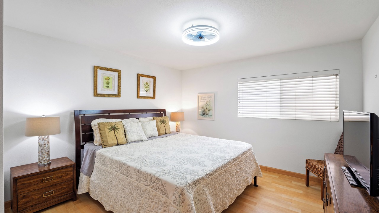 Photo of Bedroom in Hollywood Beach