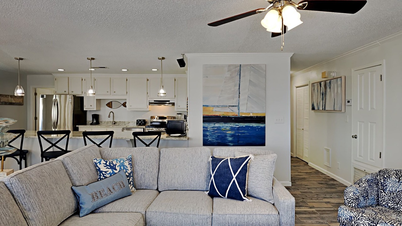 Photo of Livingroom in Fort Morgan