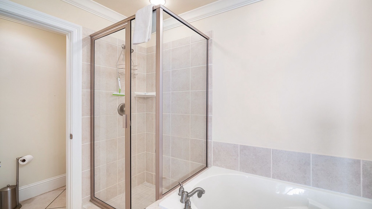 Photo of Bathroom in Dauphin Island
