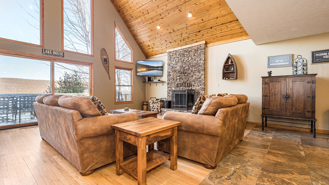 Photo of Bedroom in Mountainside