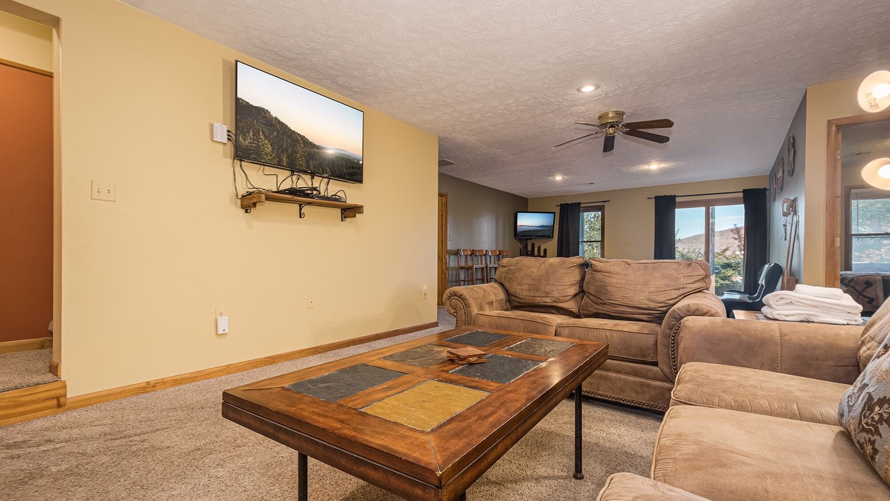 Photo of Bedroom in Mountainside