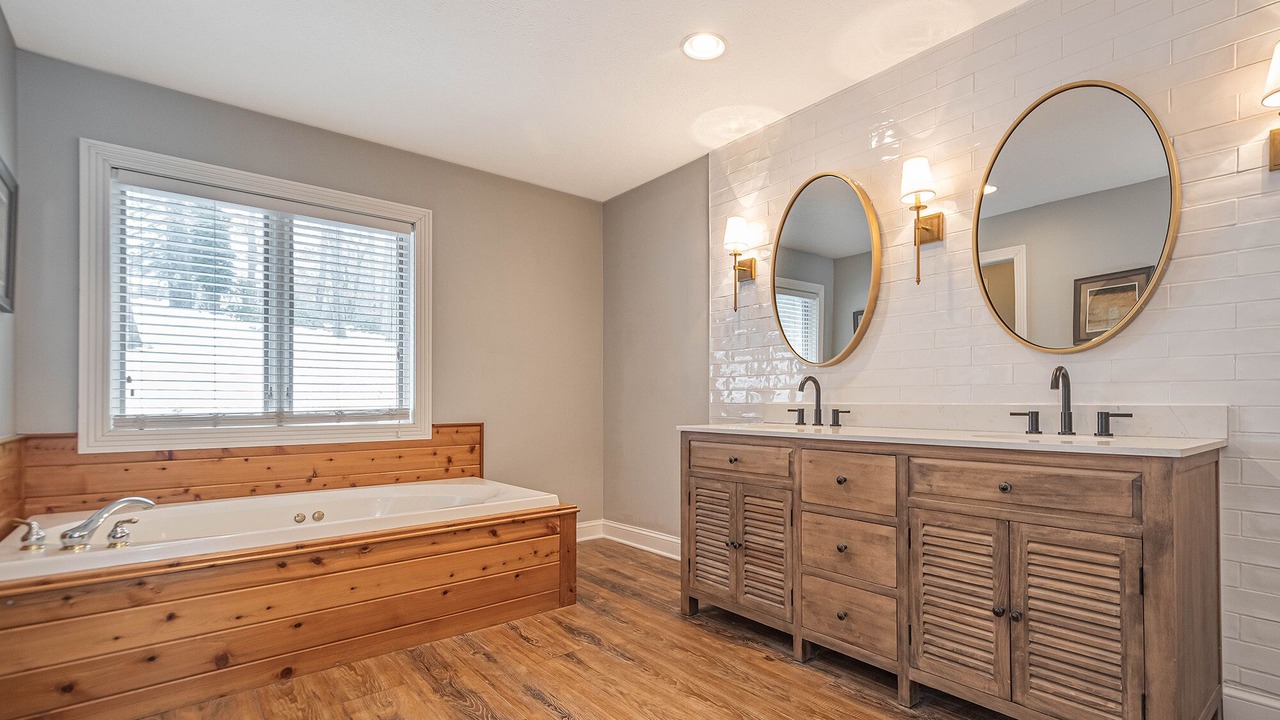 Photo of Bathroom in Thayerville